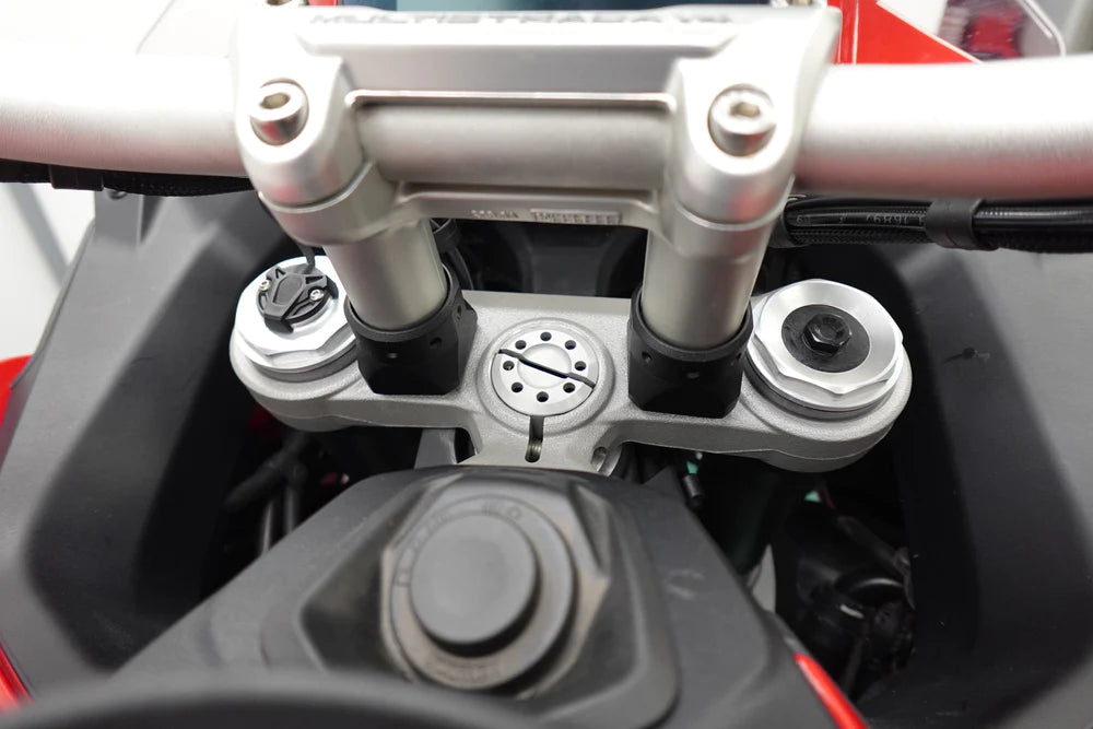 Ducati Multistrada V4 RS (2024) Handlebar Riser - Evotech Performance