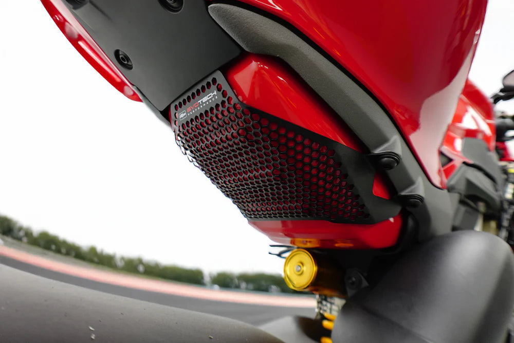 Ducati Panigale V4 & S (2025+) Fuel Tank Cover Guard. Evotech Performance.