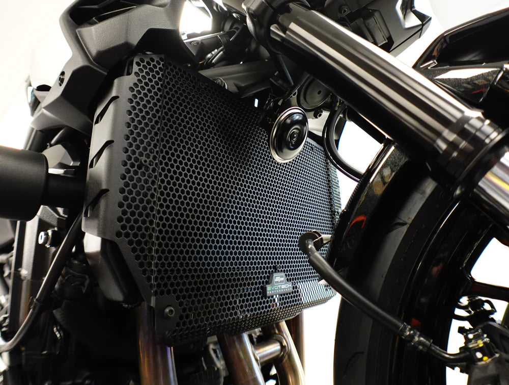 Kawasaki Z900 & SE (2025+) Radiator Guard - Evotech Performance