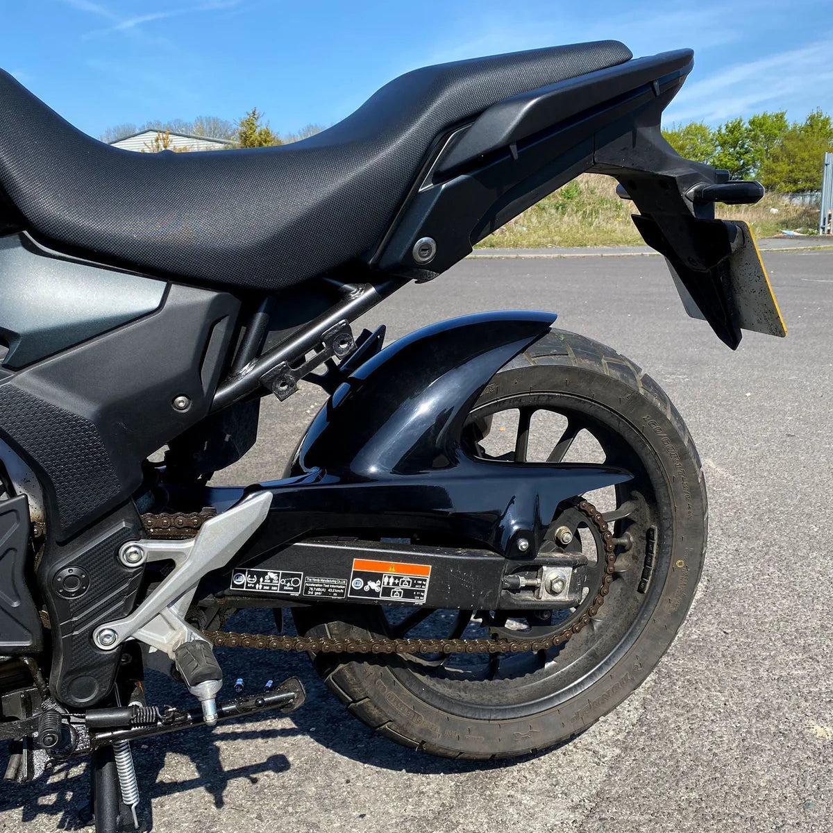 Honda NX 500 (2024 - On). Pyramid Hugger (Gloss Black)