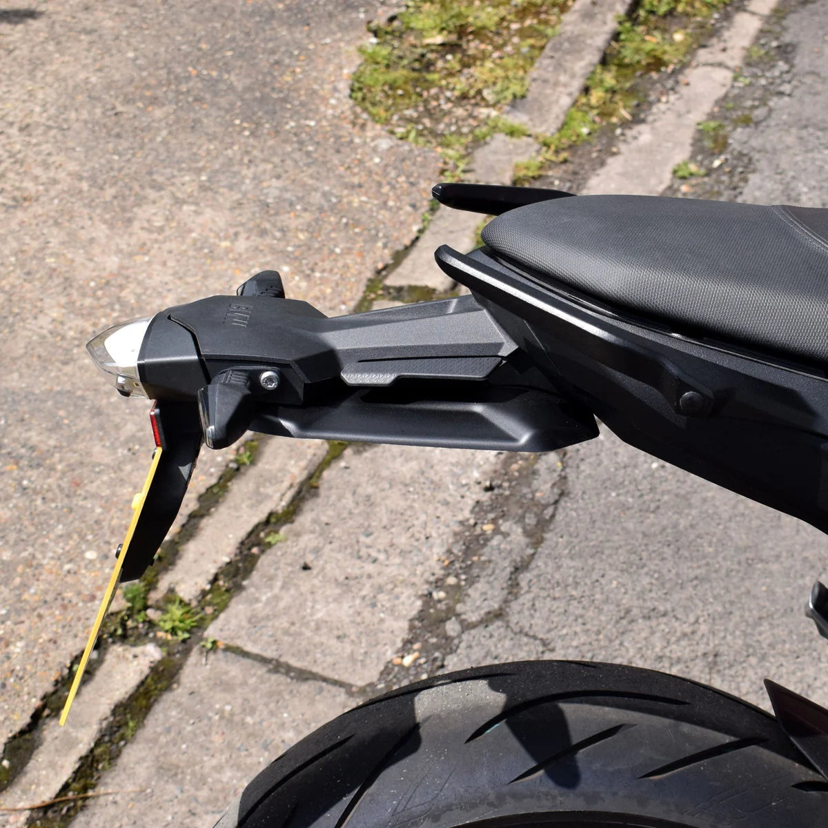 BMW F 900 R & XR (2020 - 2024) Pyramid Plastics Rear Splash Protector | Matte Black