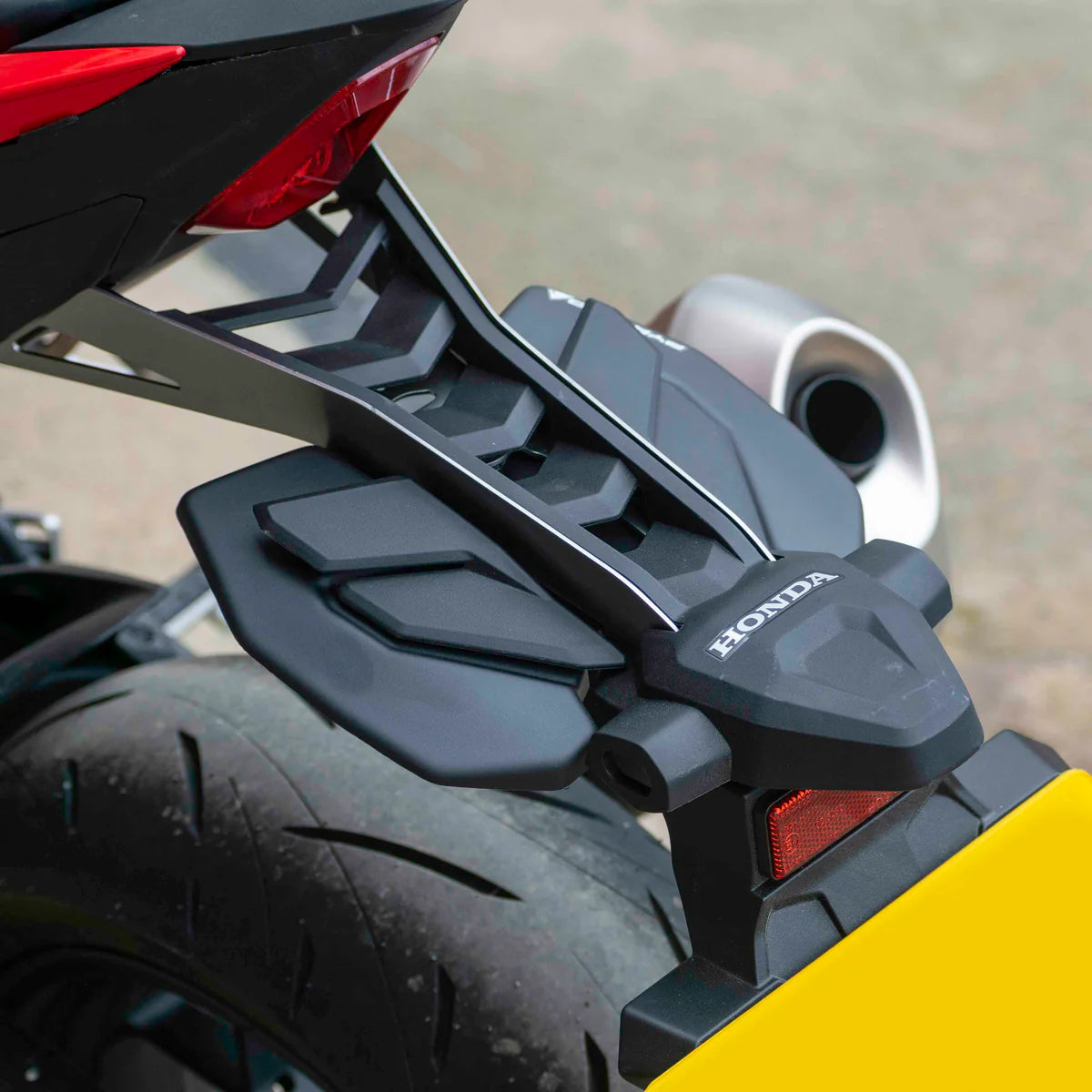 Honda CB1000 Hornet & SP (2025 - On) Pyramid Rear Splash Guard | Matte Black