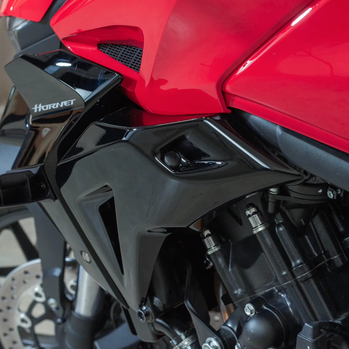 Honda CB1000 Hornet & SP (2025 - On) Pyramid Infill Panels | Matte Iridium Grey Metallic |