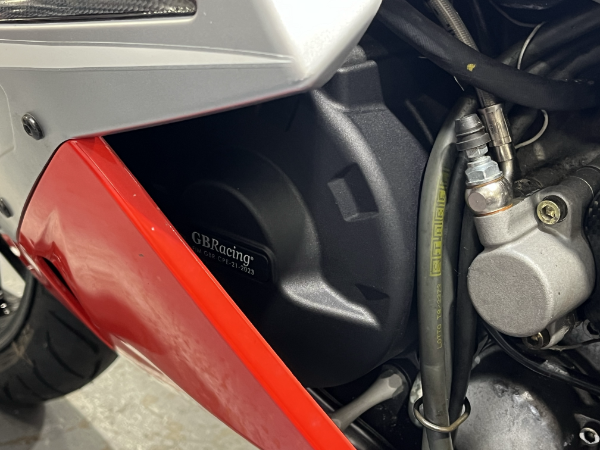 RSV 1000, R , Factory / Nera (2004 - 2010) Secondary Alternator Cover Protection. GB Racing