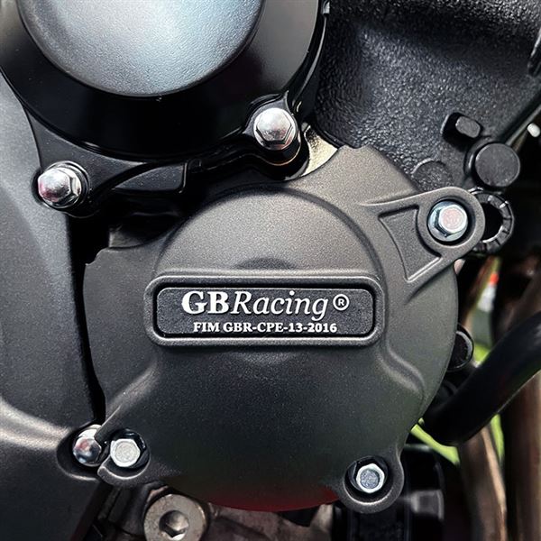 SUZUKI GSX-S750 & Z L7-M2 2017 - 2022 SECONDARY ENGINE COVER SET. GB Racing