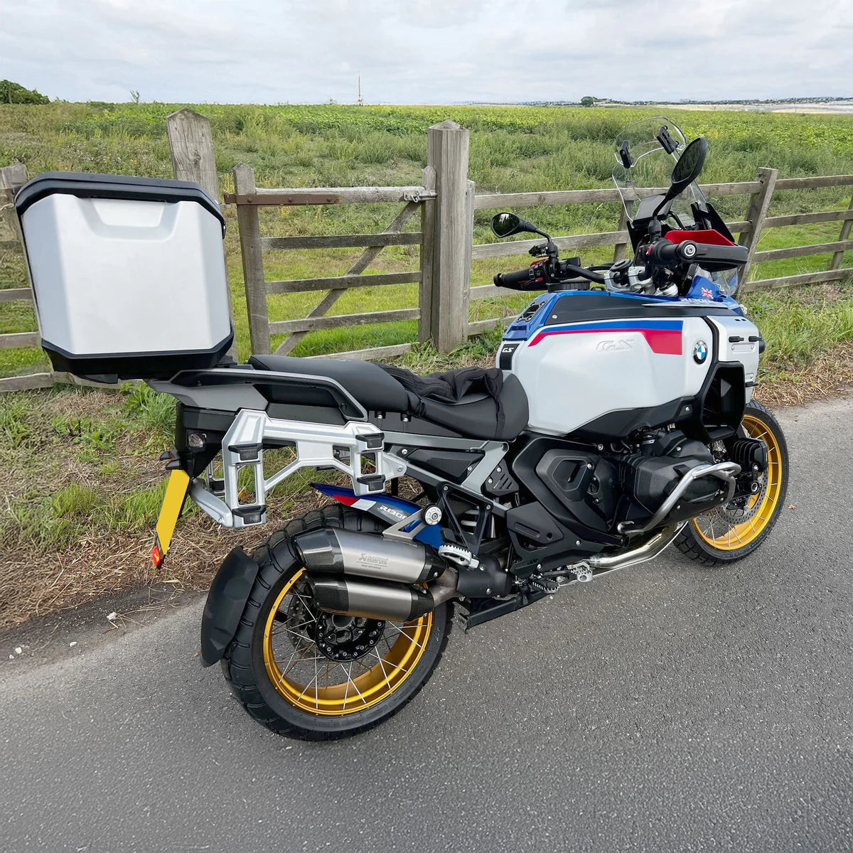 BMW R 1300 GS & GS Adventure Models (2024+) Pyramid Rear Hugger | Trophy Blue |