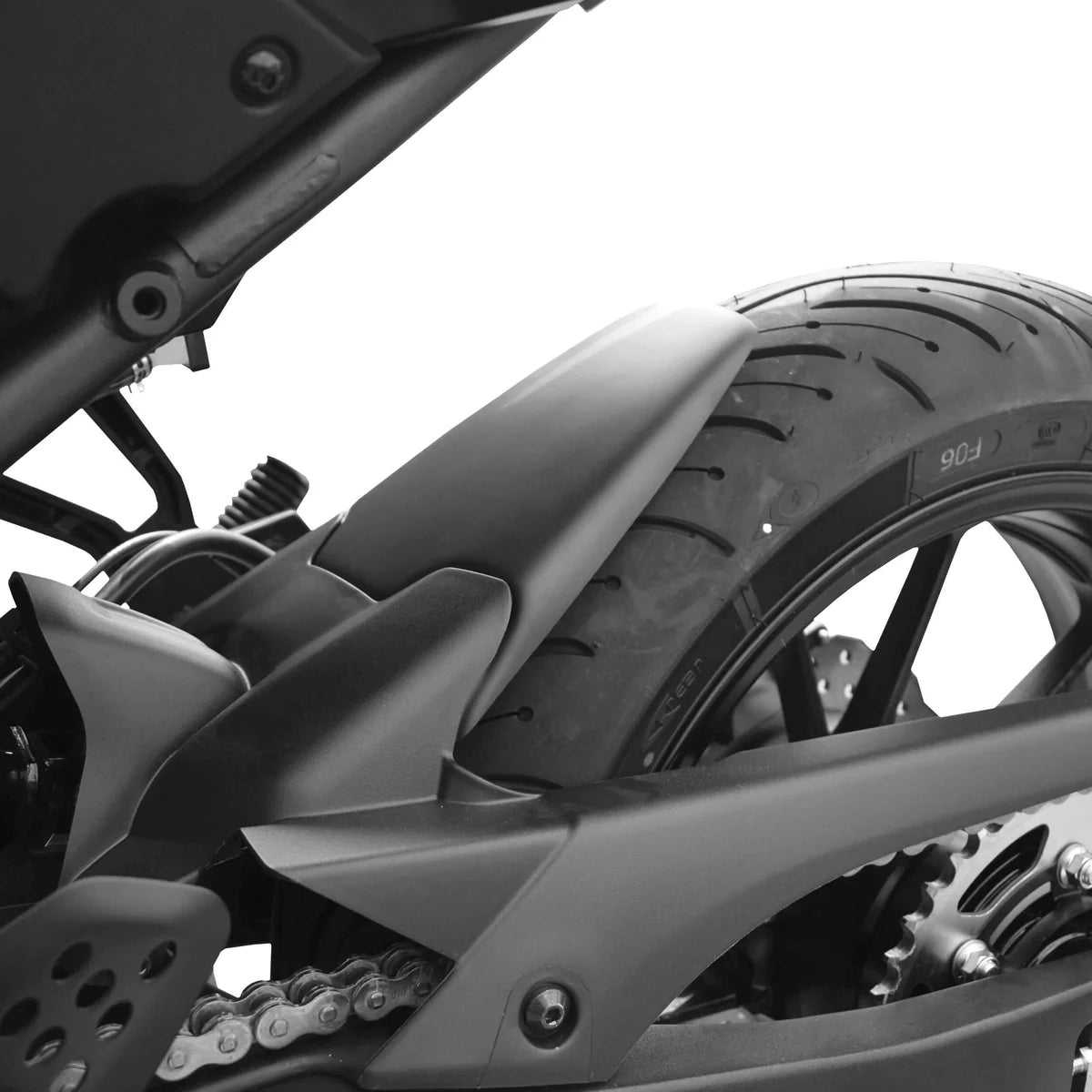 Yamaha MT-07 (2018- 2024) Pyramid Hugger Extender Matte Black