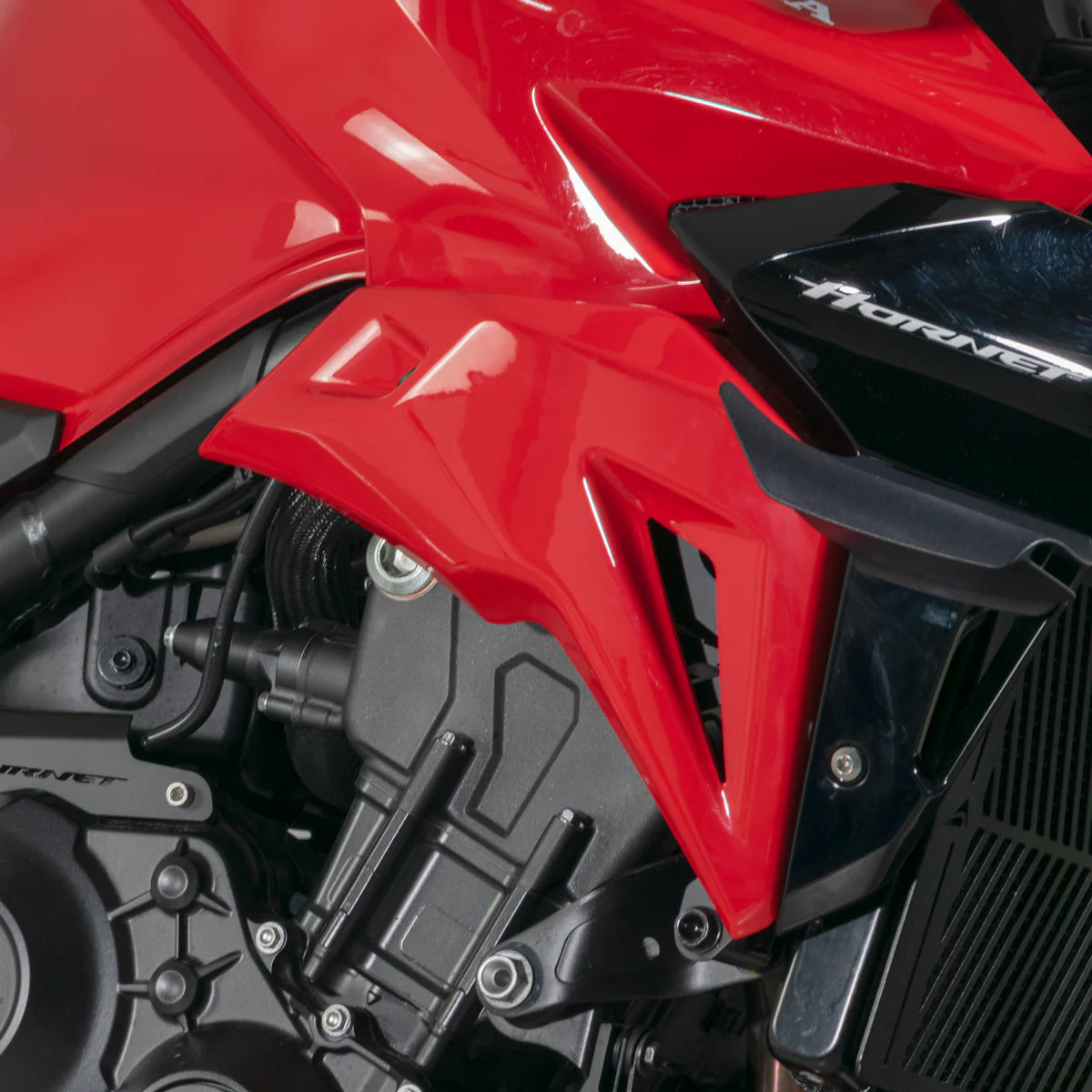 Honda CB1000 Hornet & SP (2025 - On) Pyramid Infill Panels | Grand Prix Red |