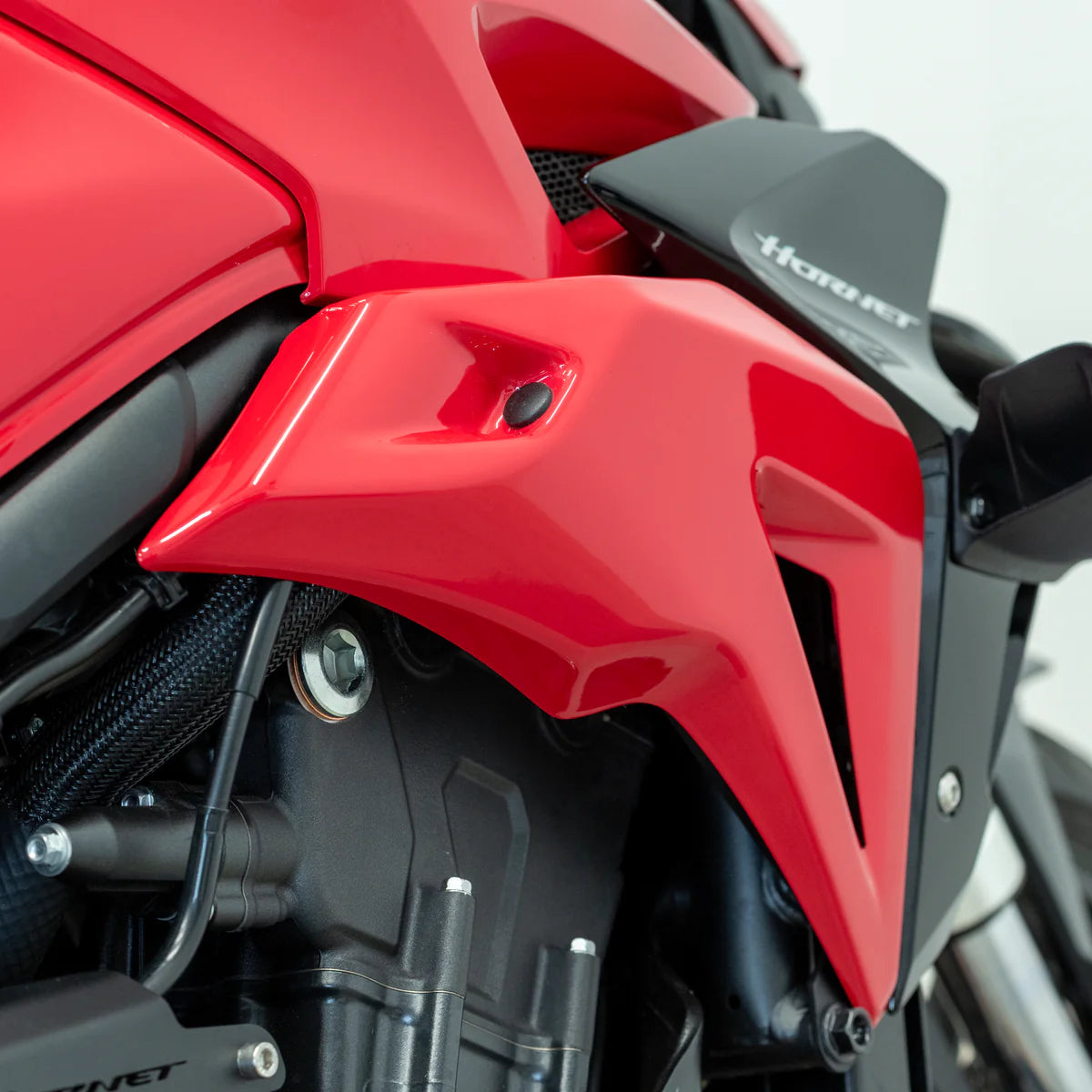 Honda CB1000 Hornet & SP (2025 - On) Pyramid Infill Panels | Grand Prix Red |