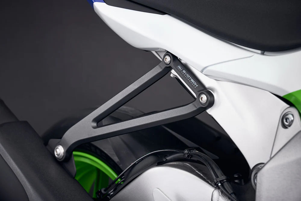 Kawasaki ZX6R Exhaust Hanger & Pillion Footpeg Removal Kit (2019 - 2021) - Evotech Performance