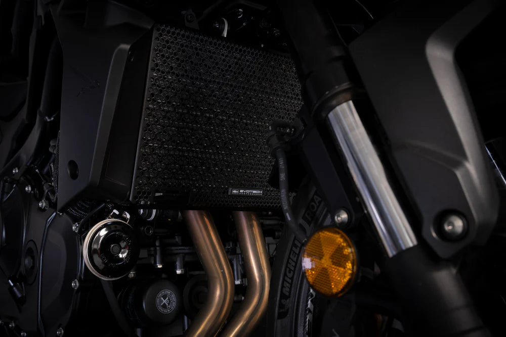 Honda CB750 Hornet (2023- On) Radiator Guard - Evotech Performance