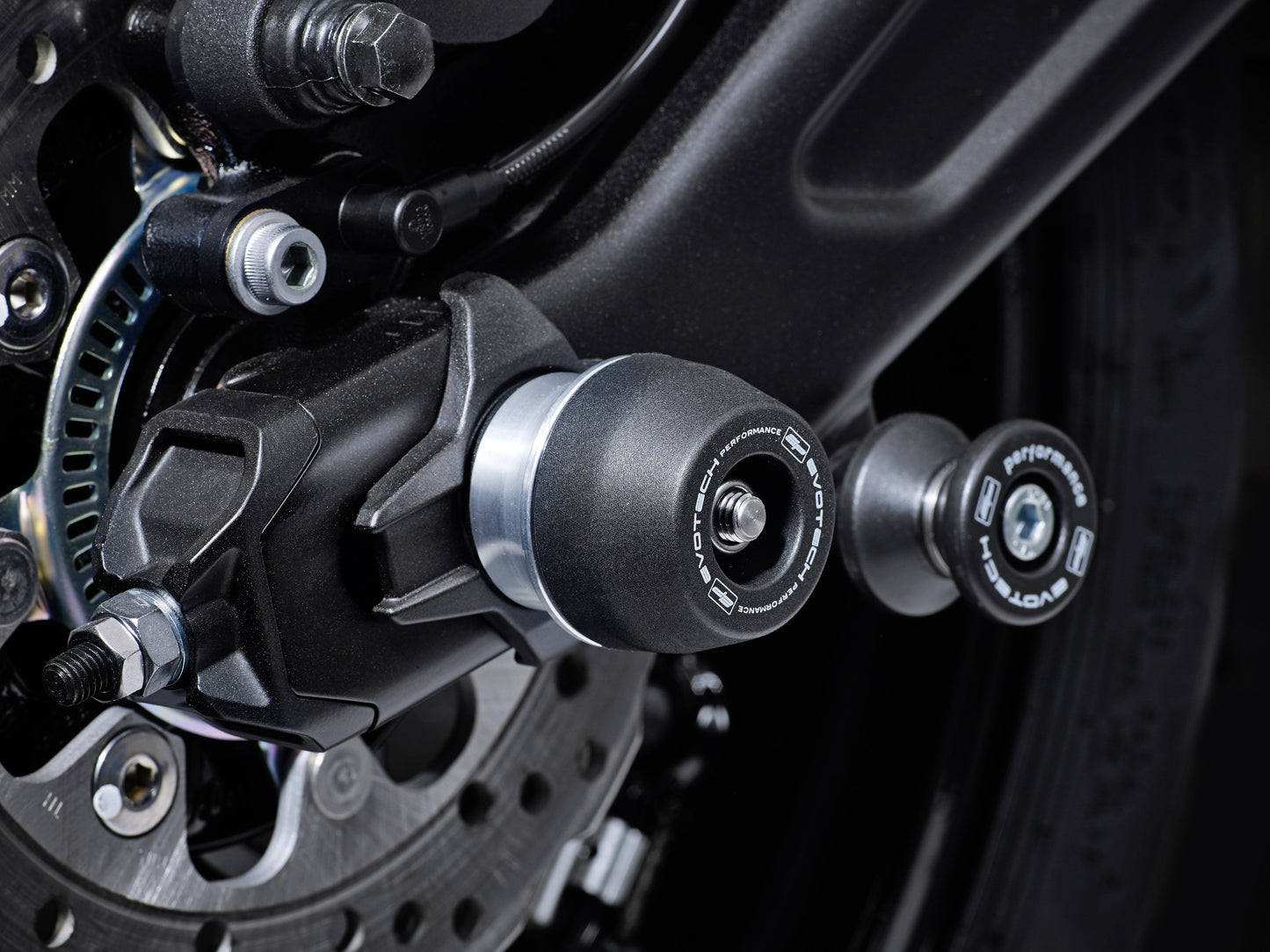 Evotech Rear Spindle Bobbins - Kawasaki Z650 (2026+)