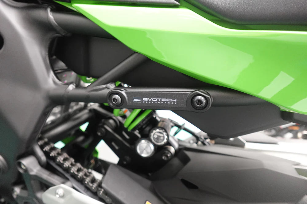 Kawasaki Ninja ZX-4R (2023 - On) Models. Exhaust Hanger & Pillion Footpeg Removal Kit. Evotech Performance.