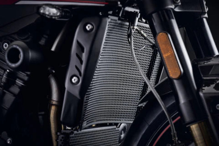 Triumph Speed Triple RS (2018 - 2020) Radiator Guard - Evotech Performance
