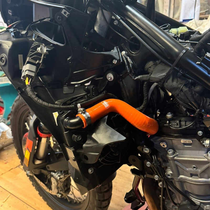 KTM 790 Adventure, R & Rally 2019 - 2025. 2 Piece Samco Sport Silicone Radiator Coolant Hose Kit