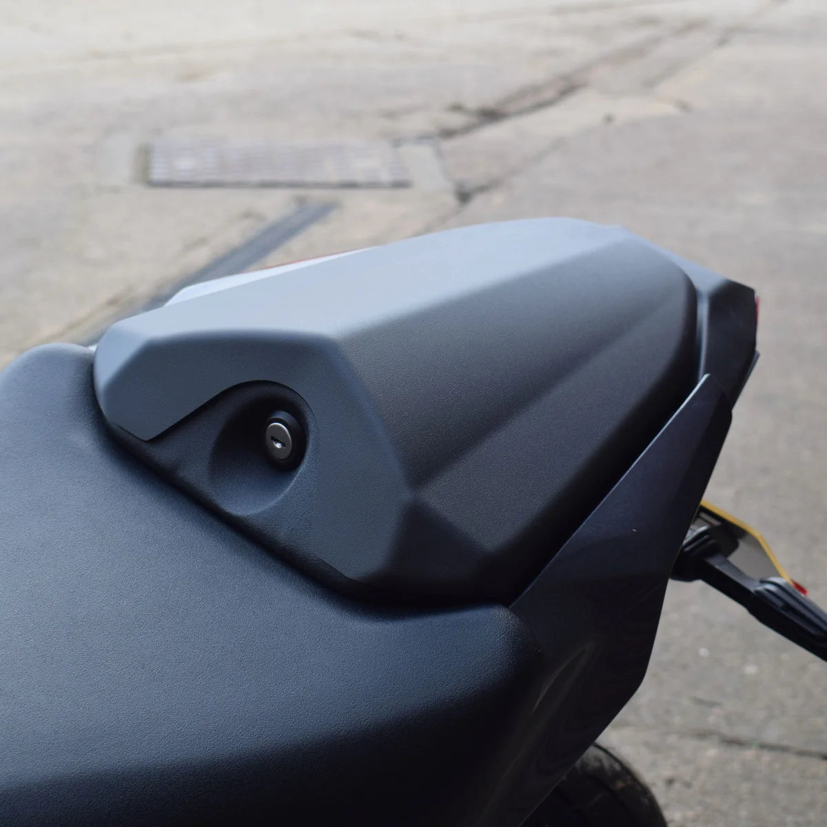 Yamaha MT-09 SP (2024- On ) Pyramid Seat Cowl Options