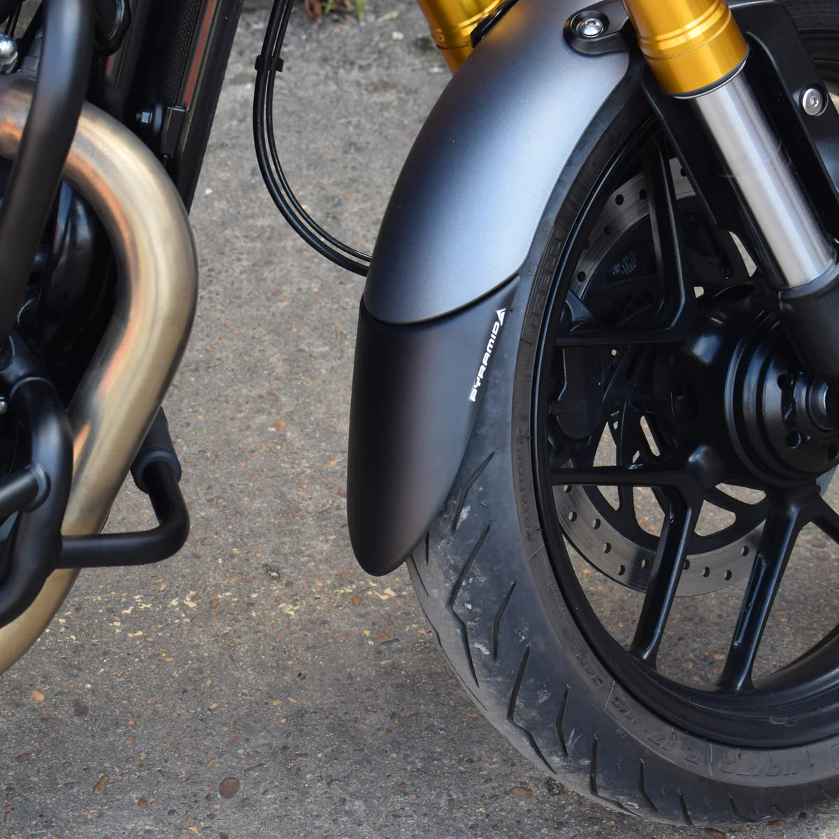 Triumph Speed 400 (2024 - On). Pyramid Front Fender Extension (Matte Black)