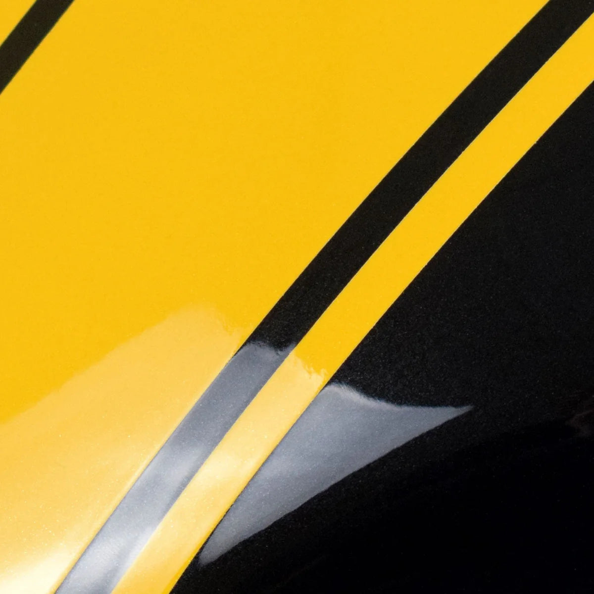 Kawasaki Z900RS SE (2022 - On) Pyramid Fly Screen | Metallic Diablo Black/Metallic Yellow (Yellow Ball Scheme)