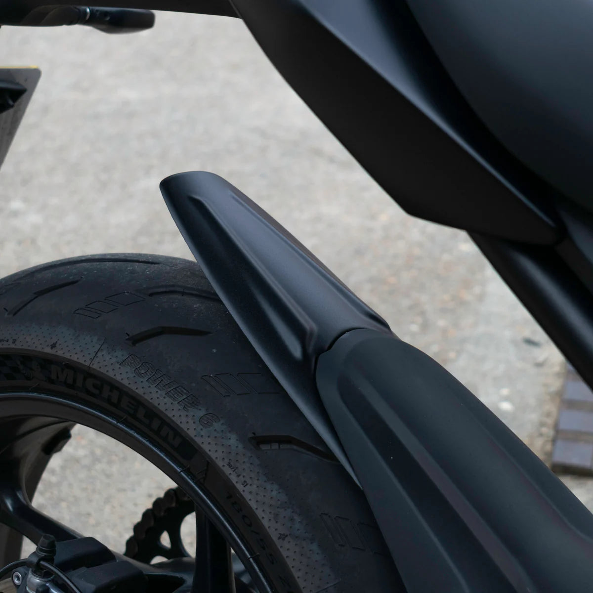 Triumph Daytona 660 (2024 - On) Pyramid Rear Fenda Extenda  | Matte Black |