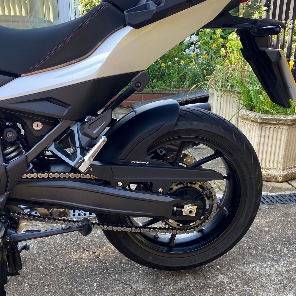 HONDA NT1100 (2022 - 2024) Pyramid Hugger | Matte Black |