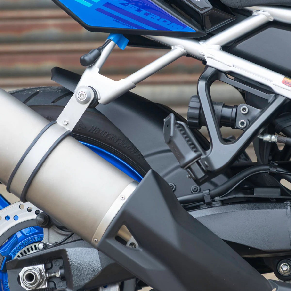 Suzuki V-Strom 800 RE (2024 - On) Pyramid Hugger | Matte Black |