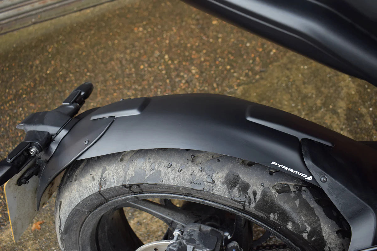Triumph Trident (2021 - On) Pyramid Hugger  | Matte Black