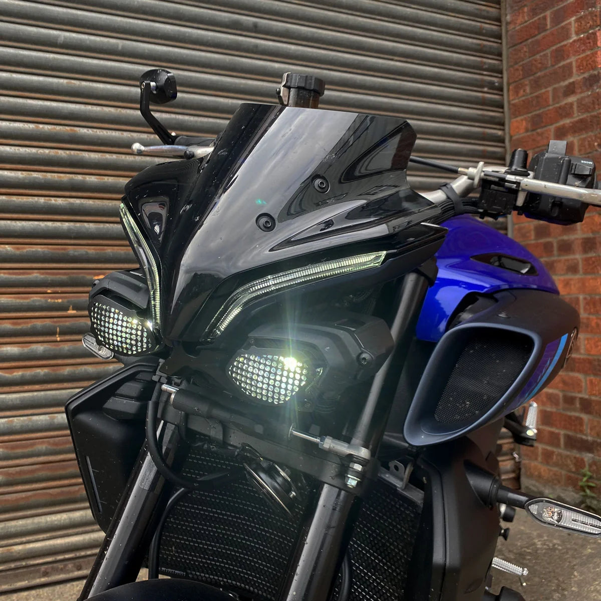 Yamaha MT-10 & SP (2022 -On) Pyramid Plastics Lower Headlight Guards