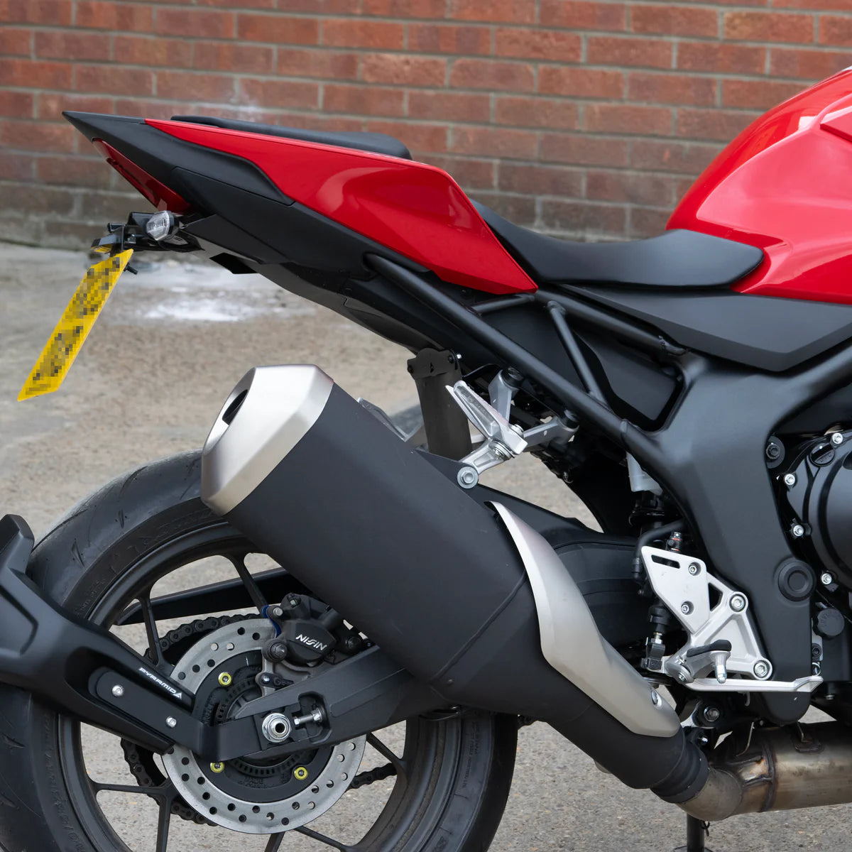 Honda CB1000 Hornet (2025 - On) Pyramid Shock Shield | Black |