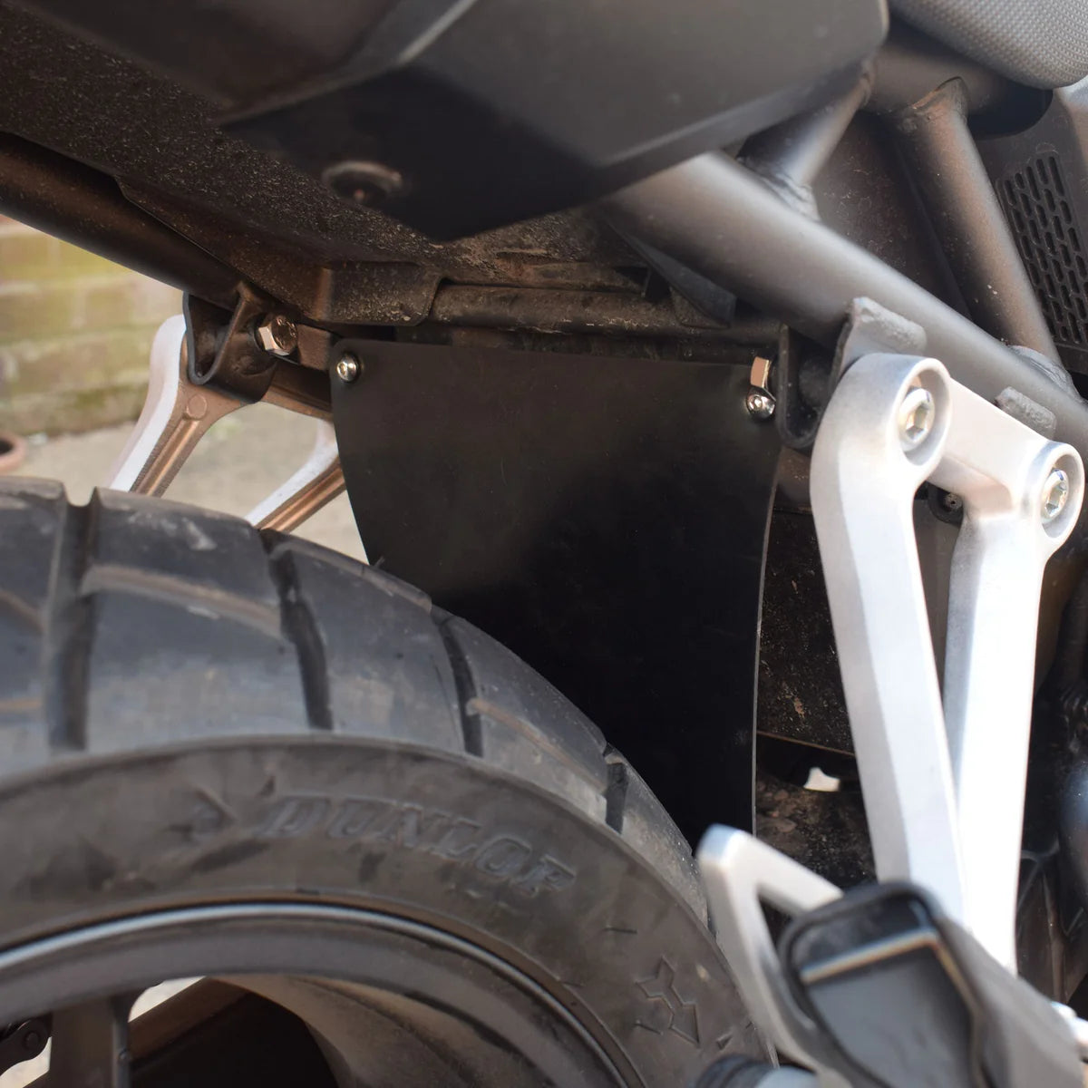 Honda NX 500 (2024 - On). Pyramid Shock Shield | Black |