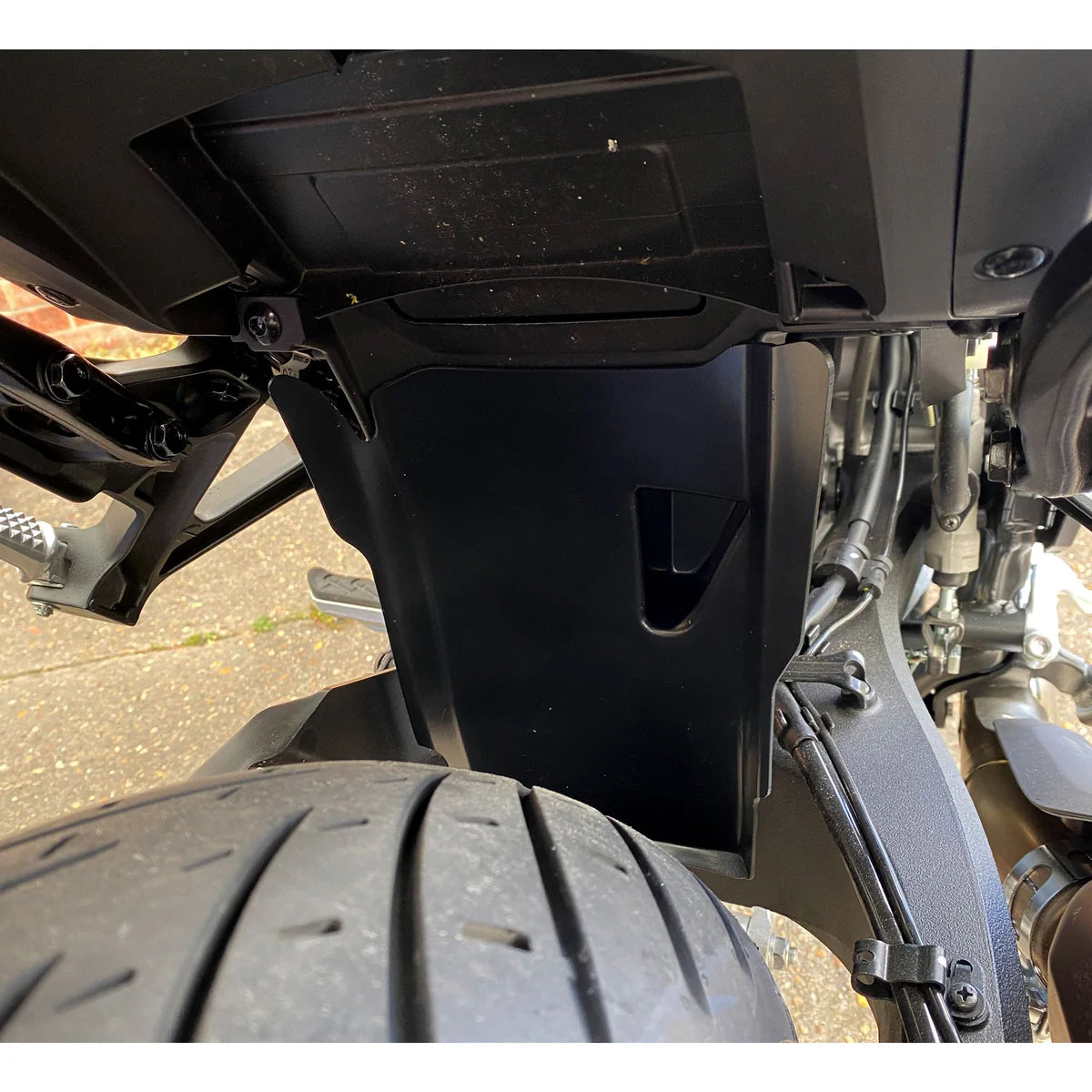 HONDA NT1100 (2022 - 2024) Pyramid Shock Shield | Matte Black |