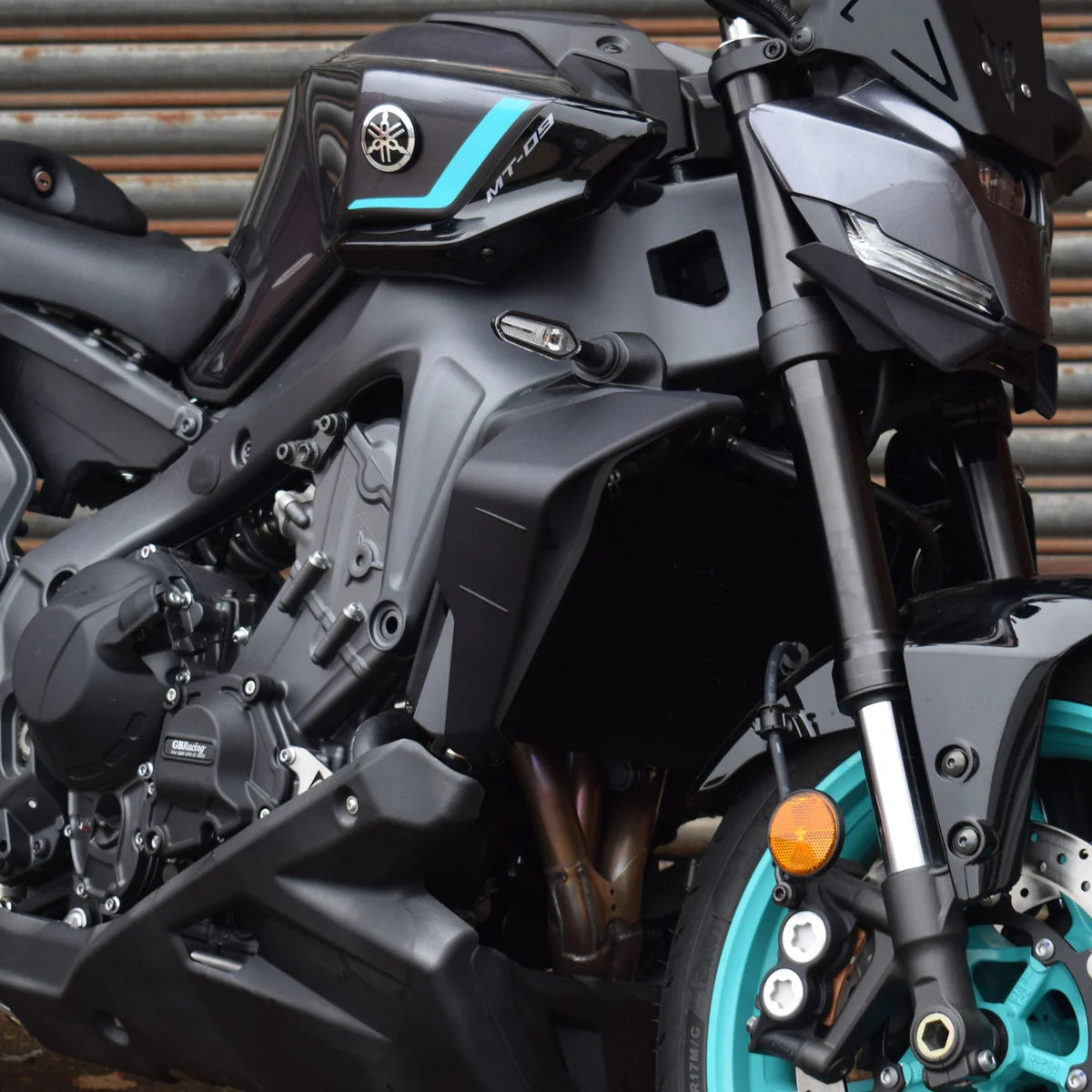 Yamaha MT-09 & SP (2024- On ) Pyramid Side Spoilers | Matte Black