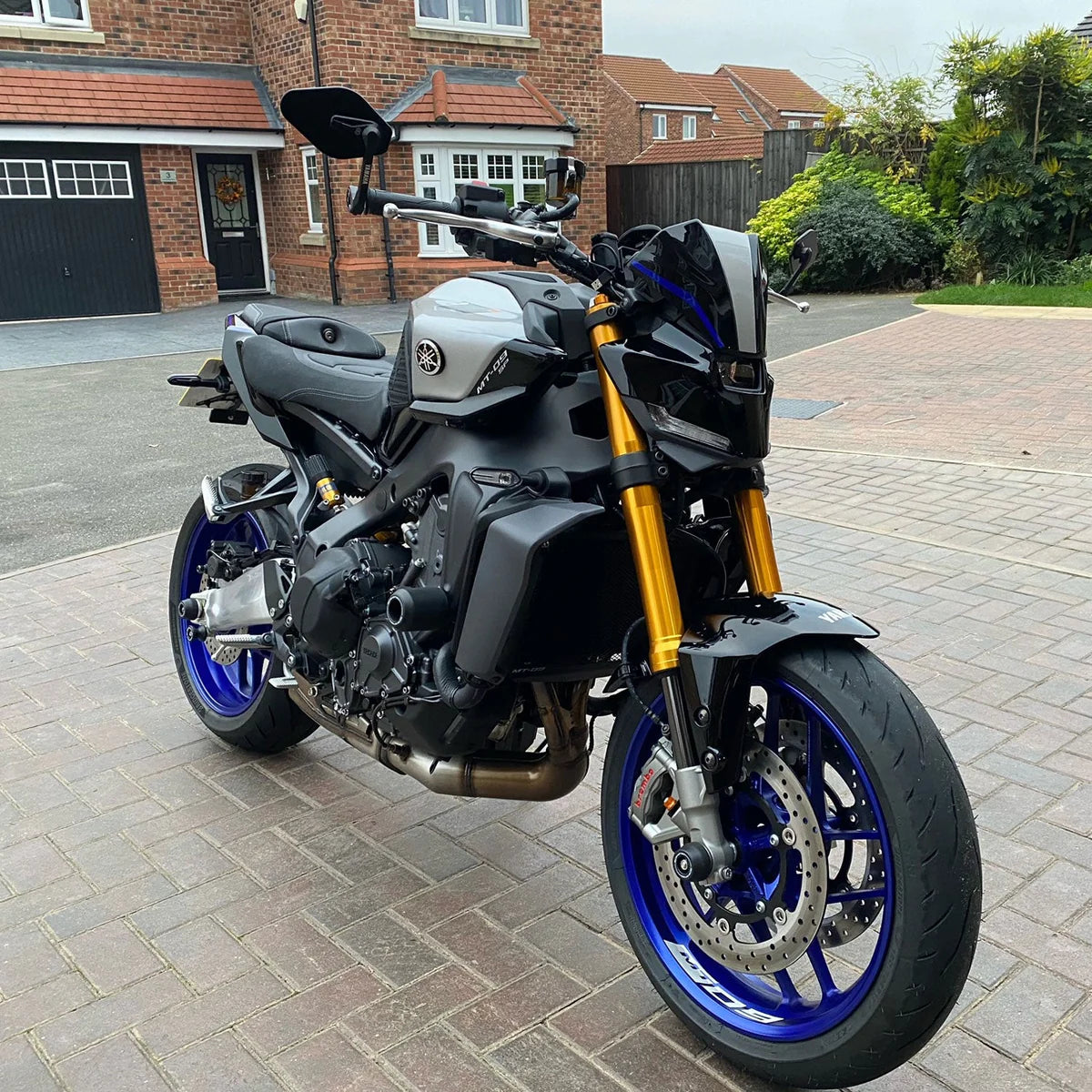 Yamaha MT-09 SP Gen4 (2024 -On) Pyramid Plastics Fly Screen.