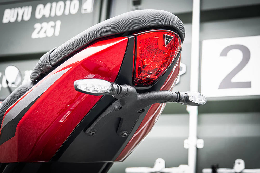 Triumph Trident 660 Tail Tidy. Swing arm version. Evotech Performance. 2026 Onwards