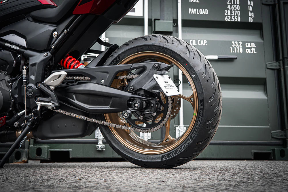 Triumph Trident 660 Tail Tidy. Swing arm version. Evotech Performance. 2026 Onwards