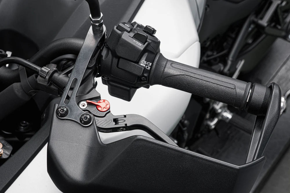 Yamaha Tracer 9 (2025 - On) Evo Folding Clutch and Short Brake Lever Set - Evotech Performance