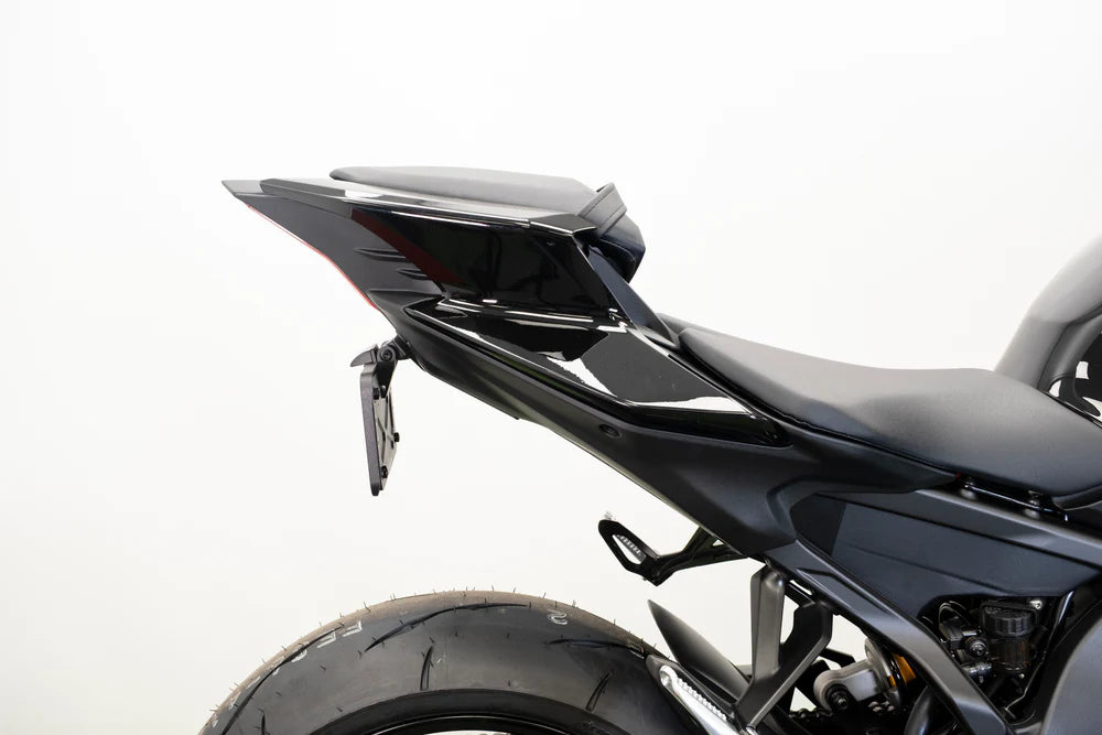 Yamaha YZF-R9 (2025 - On) Dynamic Tail Tidy Without Indicators - Evotech Performance