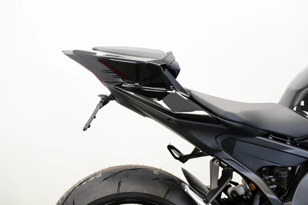 Yamaha YZF-R9 (2025 - On) Dynamic Tail Tidy Without Indicators - Evotech Performance