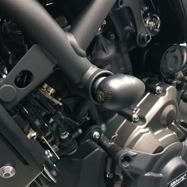 Yamaha YZF-R7 2022 - On BULLET FRAME SLIDER SET  GB Racing